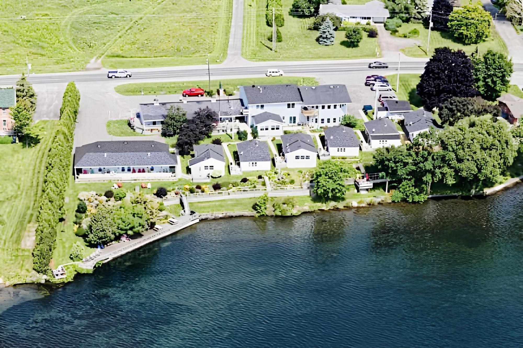 Dewar'S Inn And Cottages Prescott Екстер'єр фото