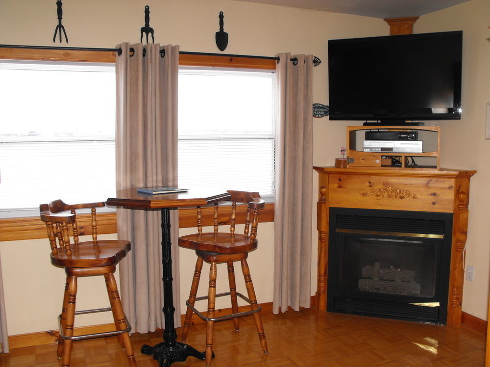 Dewar'S Inn And Cottages Prescott Екстер'єр фото
